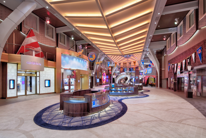 The Royal Promenade on board Wonder of the Seas is lined with shops, grab-and-go eateries, as well as bars and lounges. Highlights include Spotlight Karaoke, the Rising Tide Bar that moves from one deck to the next, and hotspots for live music – Boleros and the Cask & Clipper pub.