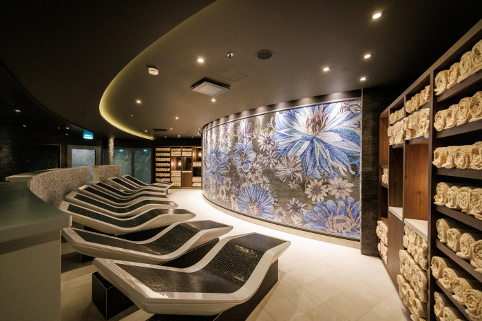 From detoxifying massages to hydrating IV therapy treatments and even a salon, vacationers can enjoy next-level “me time” at Vitality Spa and Fitness Center on the ultimate short getaway – Royal Caribbean’s Utopia of the Seas.
Credit: sbw-photo