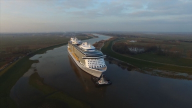 Ovation of the Seas Conveyance B-Roll